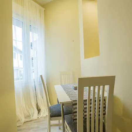 Center Skadarlija Ii דירה